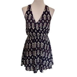 Elegant Navy and White Patterned Dress